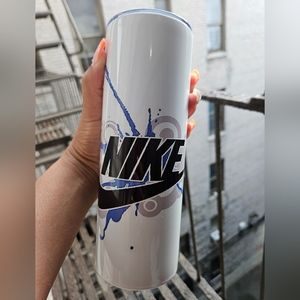 Nike tumbler 20oz